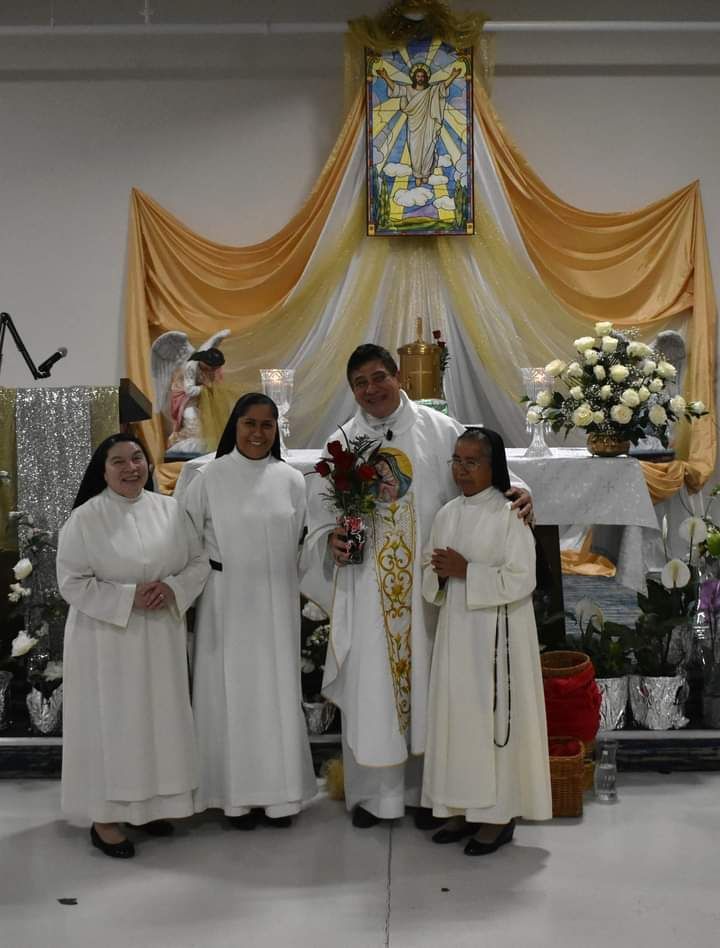 Dominican sisters in front of the altar